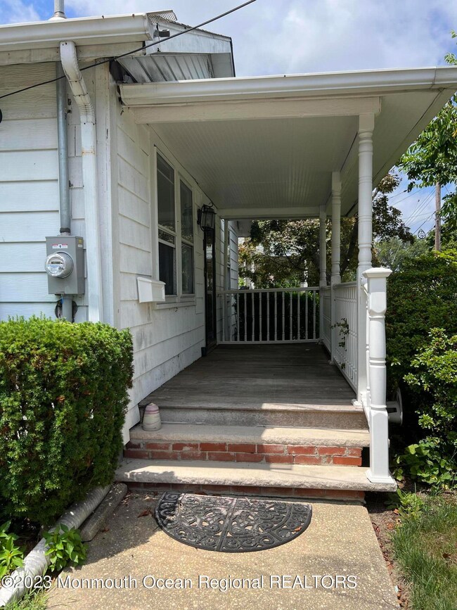 1 Thompson St, West Long Branch, NJ 07764 - photo 2