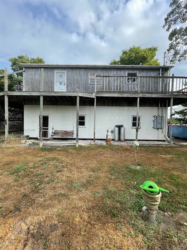 10686 Wabash St, La Fontaine, IN 46940 - photo 7