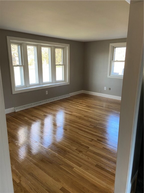 64 Stephens Ave, Warwick, RI 02886 - photo 2