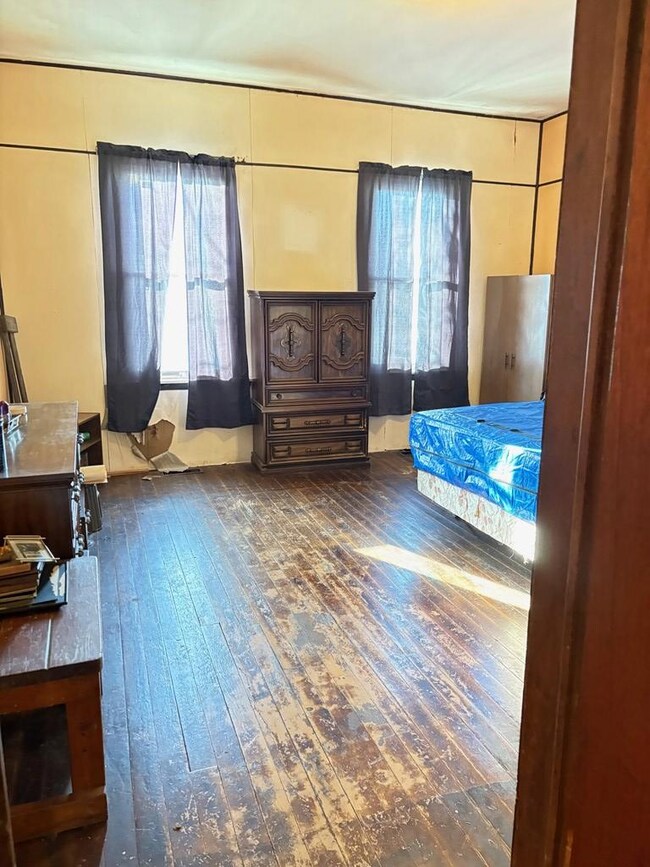 599 E 2nd St, Chillicothe, OH 45601 - photo 6