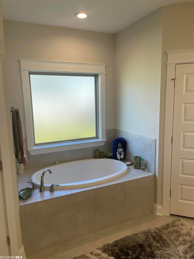 380 Roosa Ave, Gulf Shores, AL 36542 - photo 3