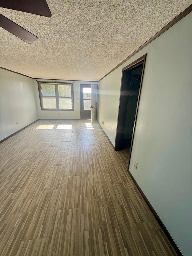 1718 Sunapple Way, Columbus, OH 43232 - photo 4