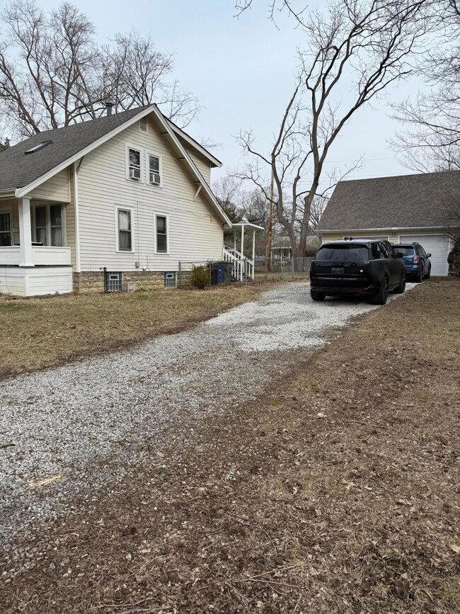 510 E Lincoln Ave, Columbus, OH 43214 - photo 4