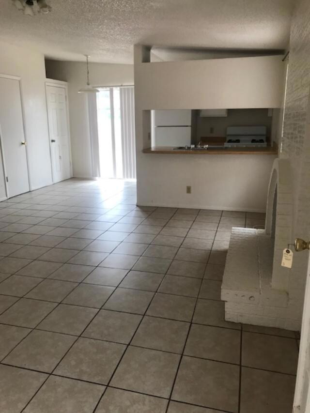 10532 Shannon Place, El Paso, TX 79925 - photo 3