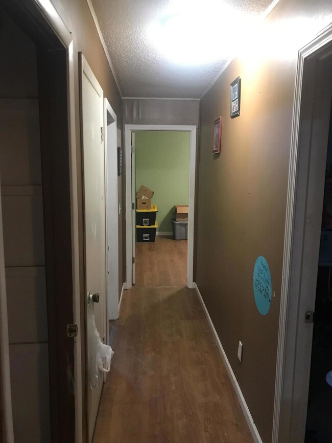 640 Dillon St, Crossville, TN 38555 - photo 6