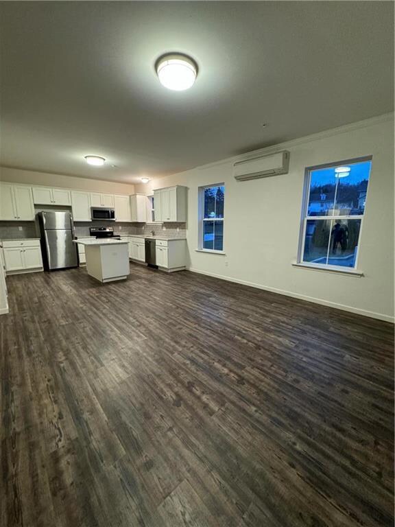 315 E Stone Aly unit 6, Alburtis, PA 18011 - photo 2