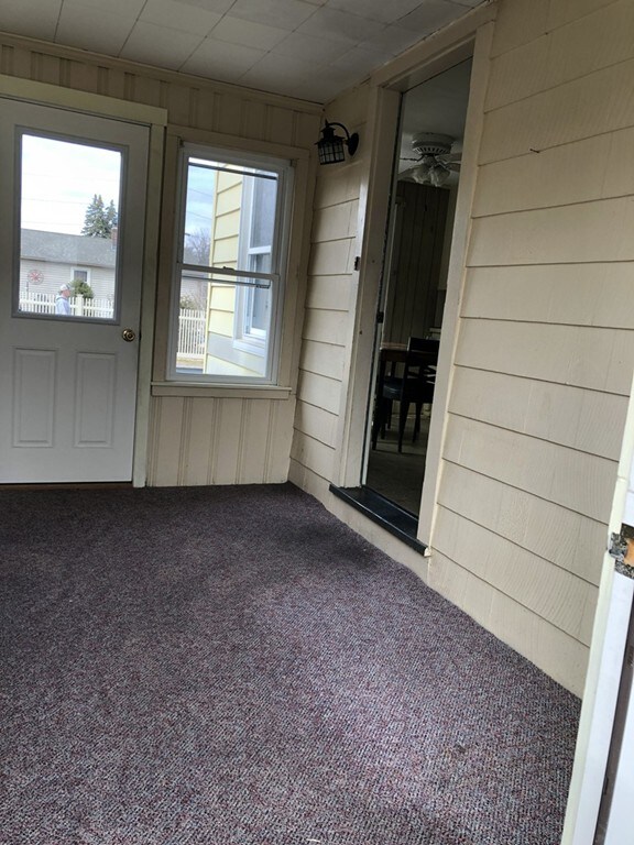 68 Van Horn St, Chicopee, MA 01013 - photo 4