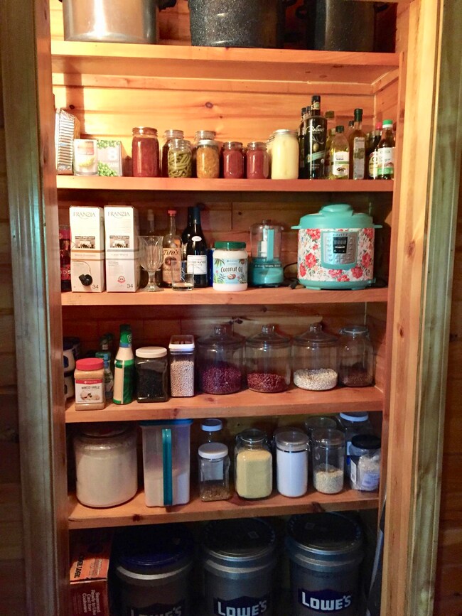 Walk-in Pantry