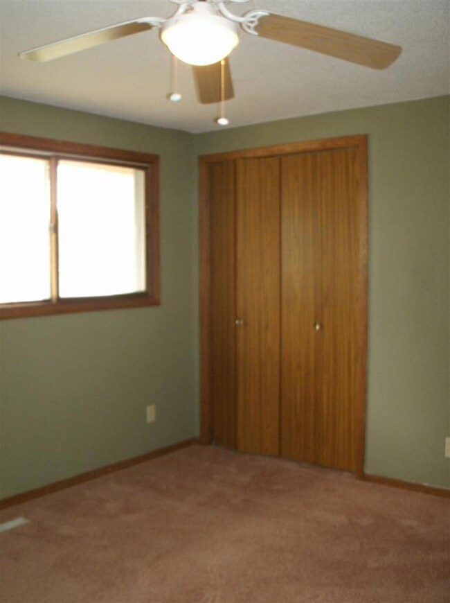 1115 W 1st St. Bedroom