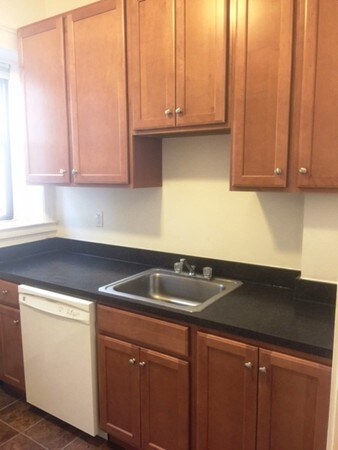 1010 Massachusetts Ave unit 12, Cambridge, MA 02138 - photo 2