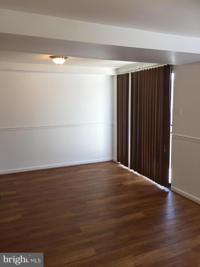 404 West Ct, Glen Burnie, MD 21061 - photo 4