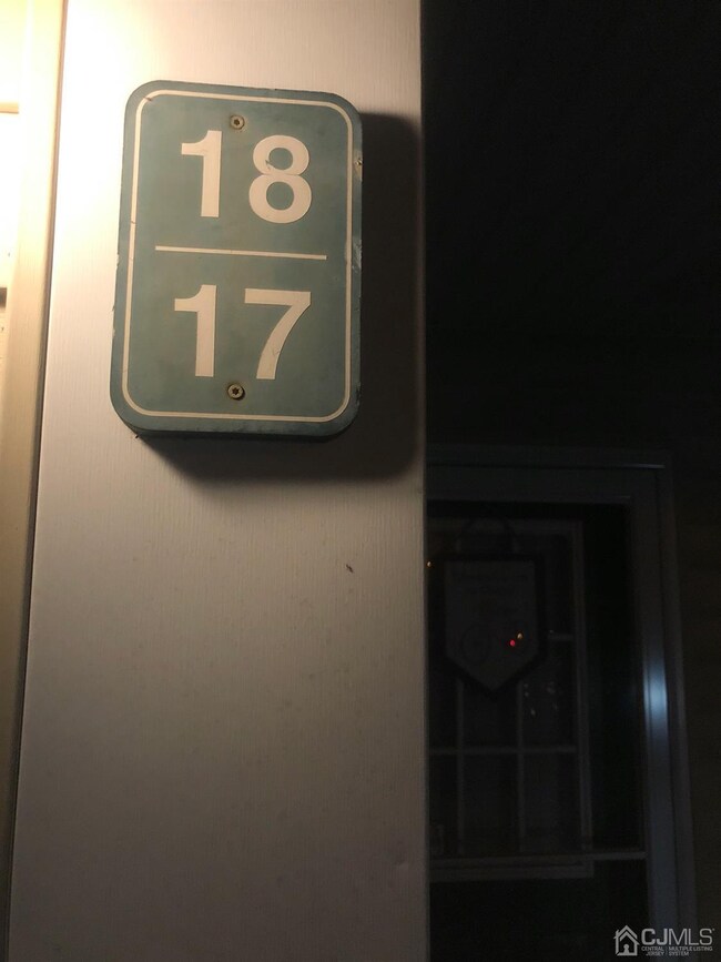 C Hanover Square, Middlesex Boro, NJ 08846 - photo 3