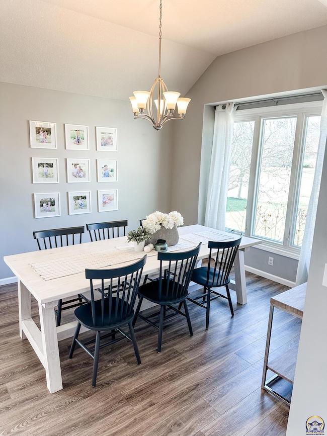 3936 SW Stonybrook Dr, Topeka, KS 66610 - photo 5