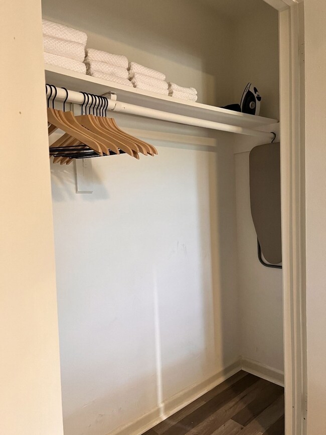 2420 Mcduffie St unit 6, Houston, TX 77019 - photo 4