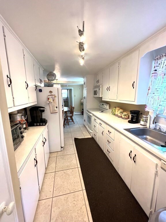 14 Rydal St, Worcester, MA 01602 - photo 7