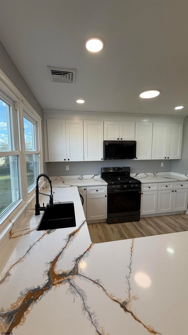 1325 N Ohio Ave, Atlantic City, NJ 08401 - photo 7