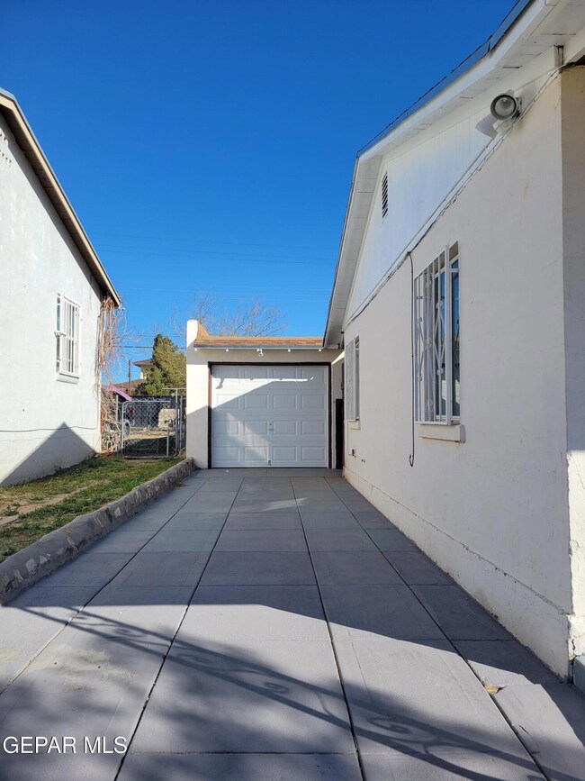 3821 Porter Ave, El Paso, TX 79930 - photo 5