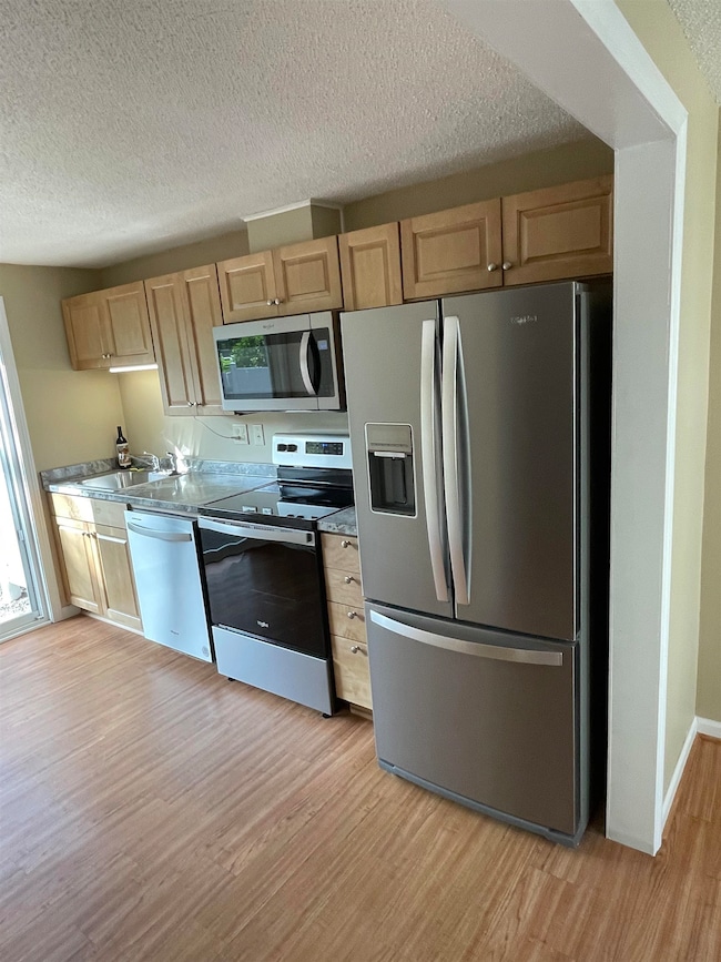 109 Elm St unit 2, Milford, NH 03055 - photo 4