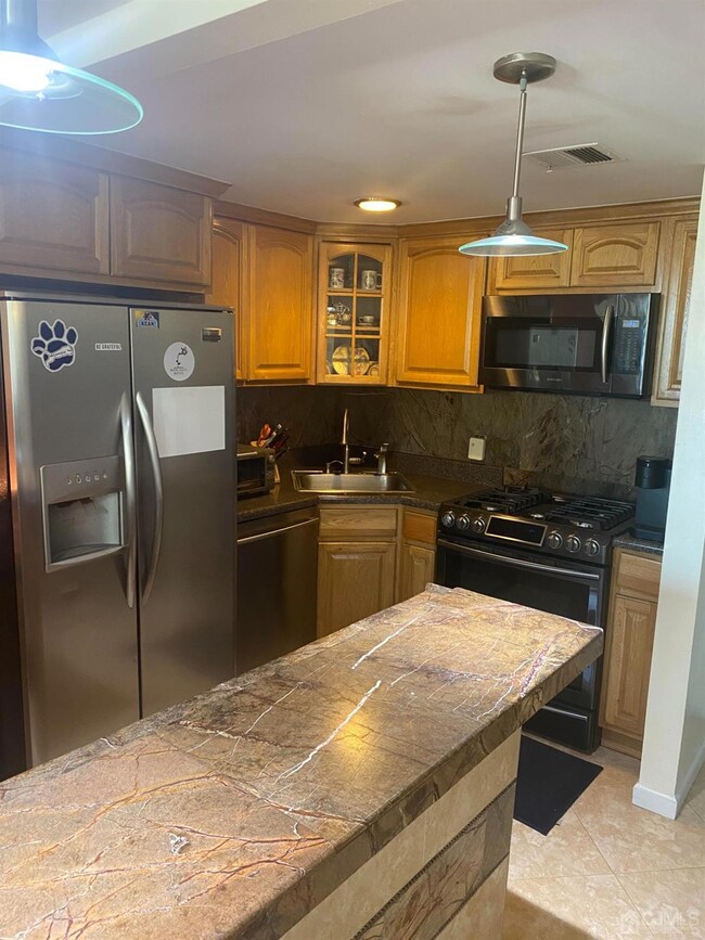 20 Jaques St unit 24, Elizabeth, NJ 07201 - photo 2