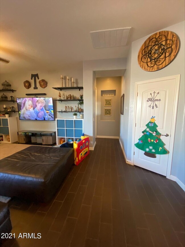 4877 S Leisure Way, Gilbert, AZ 85297 - photo 4