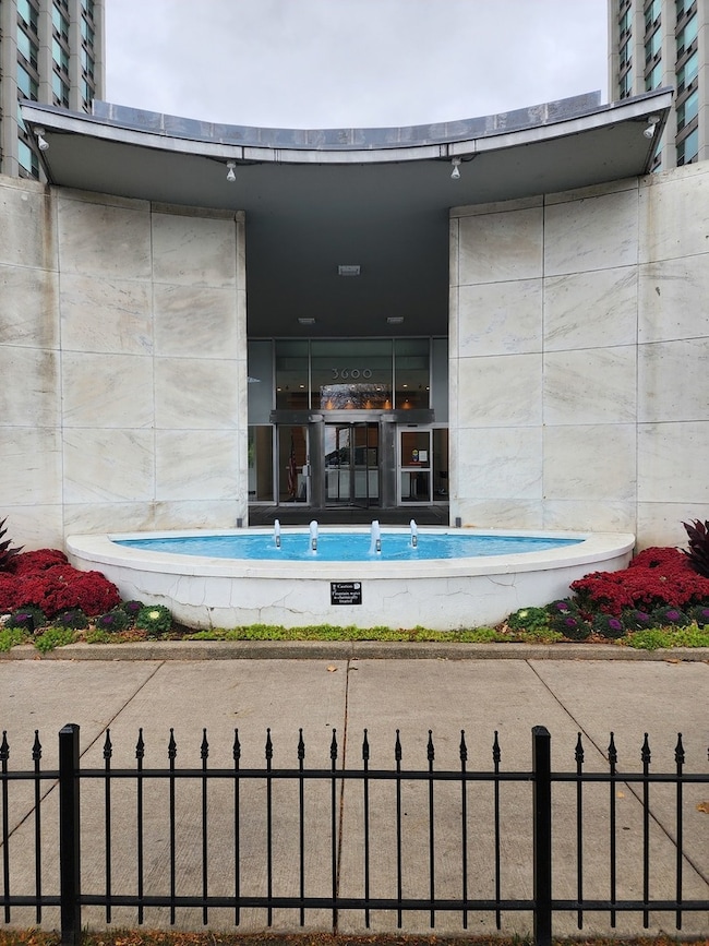 3600 N Lake Shore Dr unit 622, Chicago, IL 60613 - photo 3