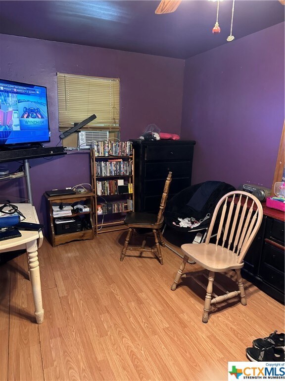 211 Tampico St, San Marcos, TX 78666 - photo 2