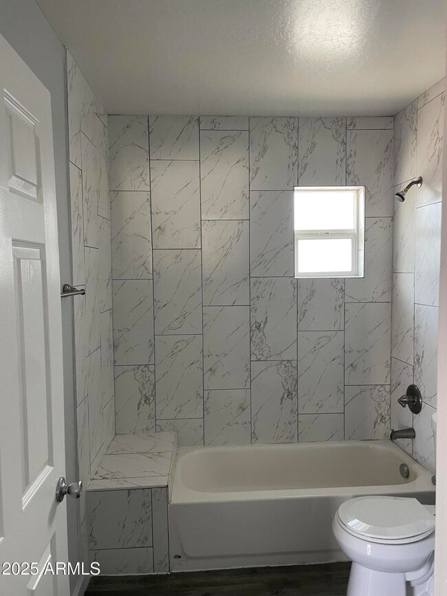 2402 N 24th St unit 3, Phoenix, AZ 85008 - photo 5