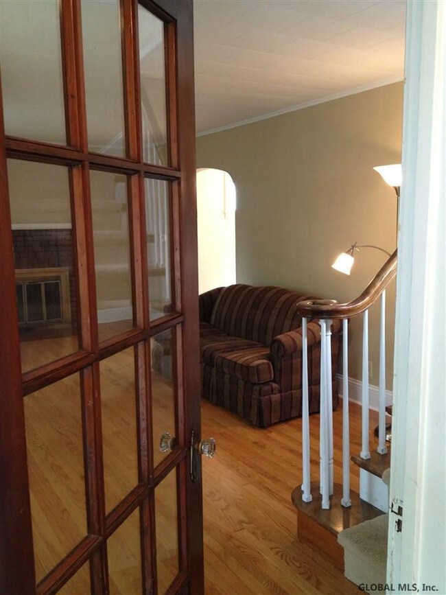 23 Turner Place, Albany, NY 12209 - photo 4