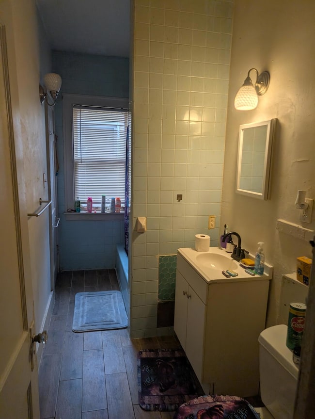 9142 Isham, Detroit, MI 48213 - photo 7