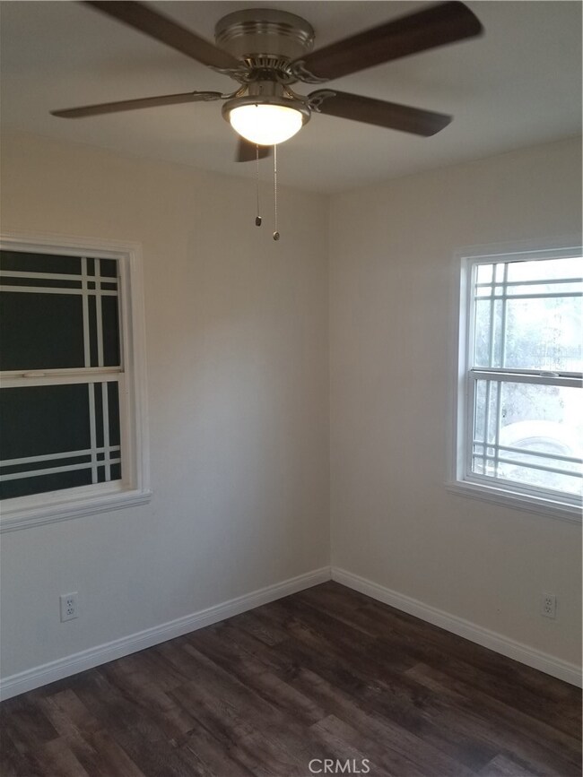 2130 Pepper Dr, Highland, CA 92346 - photo 5