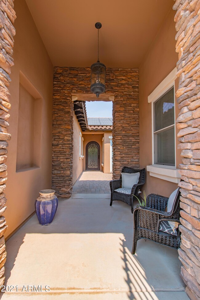 3451 S Halsted Pl (5 of 44)