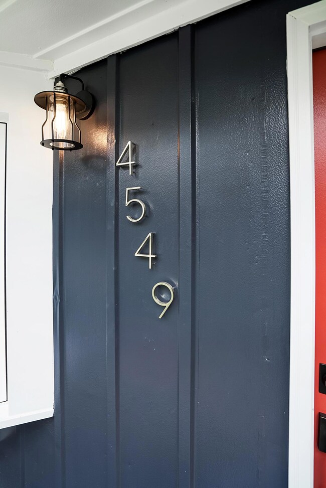 4549 Hartwell Rd, Columbus, OH 43224 - photo 3