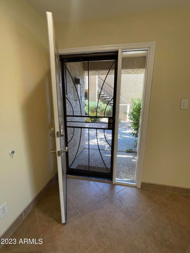 SIDE LIGHT WINDOW & SECURITY DOOR