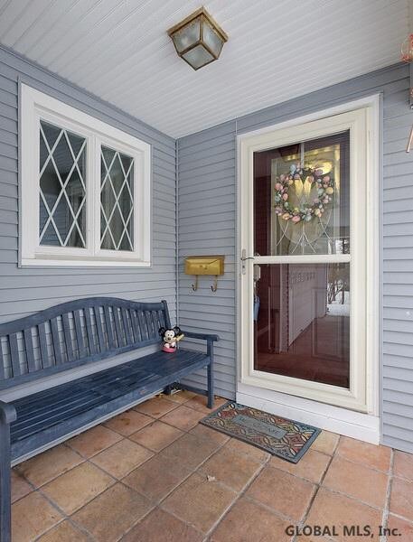 10 Heather Ln, Delmar, NY 12054 - photo 2