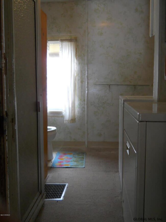 193 Bay St, Glens Falls, NY 12801 - photo 7