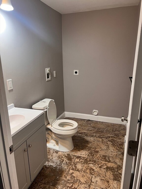 582 Centre St unit 2, Brockton, MA 02302 - photo 3