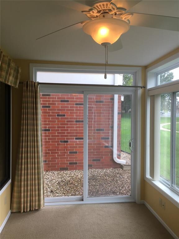 849 Edward Ct SE unit 122, Cedar Rapids, IA 52403 - photo 6