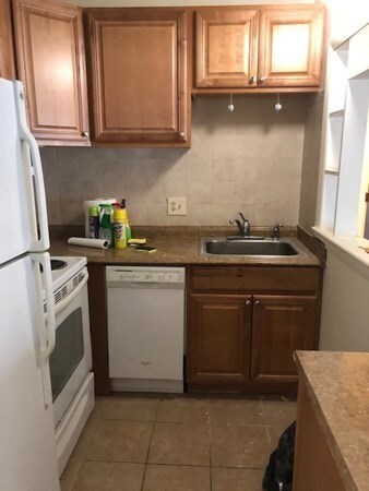 180 Central St unit 9, Stoneham, MA 02180 - photo 5