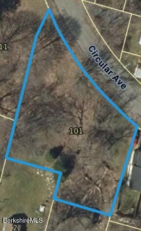 33 Circular Ave, Pittsfield, MA 01201 - photo 5
