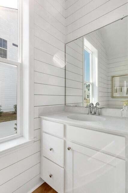 Rutledge powder bathroom