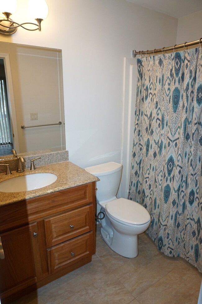 61 Aspen Colony unit 4, Fox Lake, IL 60020 - photo 7