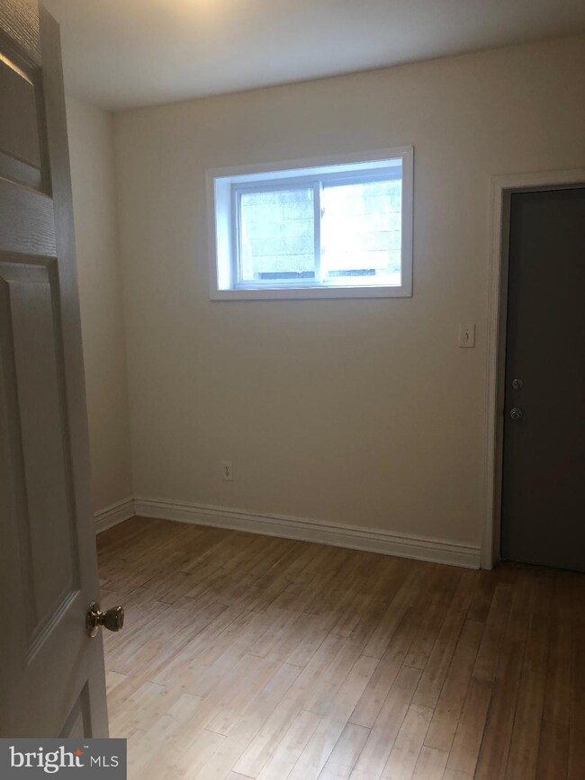 14 N Wycombe Ave unit 1, Lansdowne, PA 19050 - photo 4