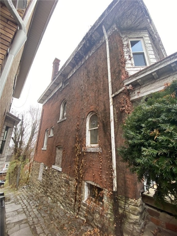 218 Mckinley St, Pittsburgh, PA 15210 - photo 2