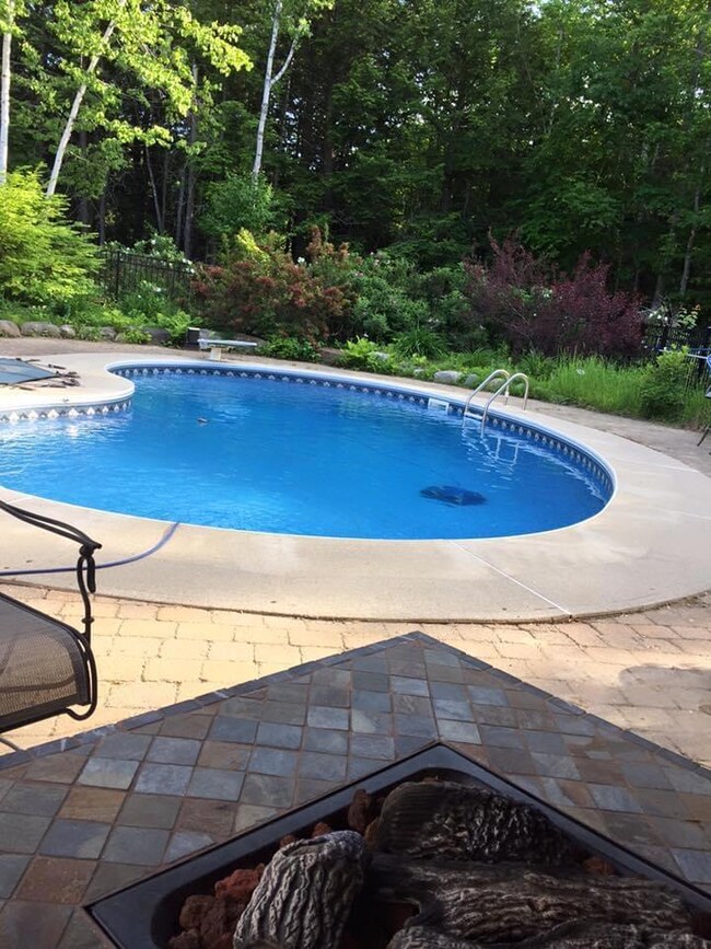 pool 2