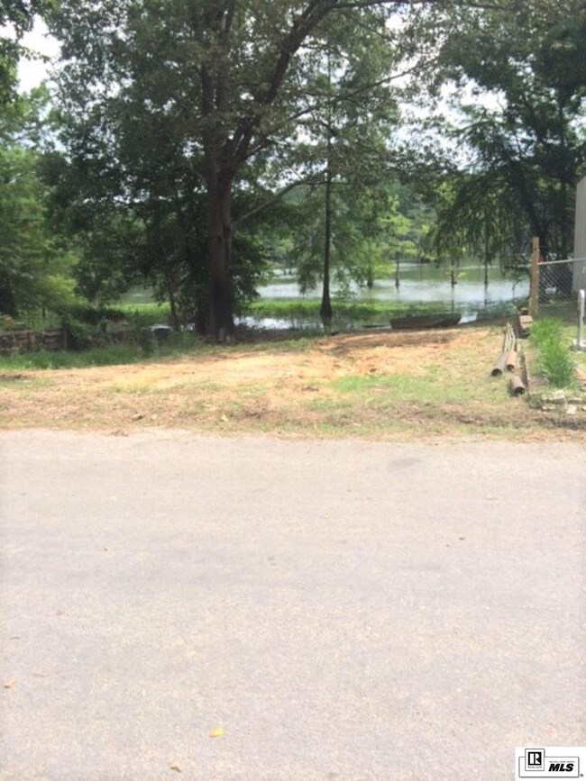 92 Woolen Lake Rd, Columbia, LA 71418 - photo 4