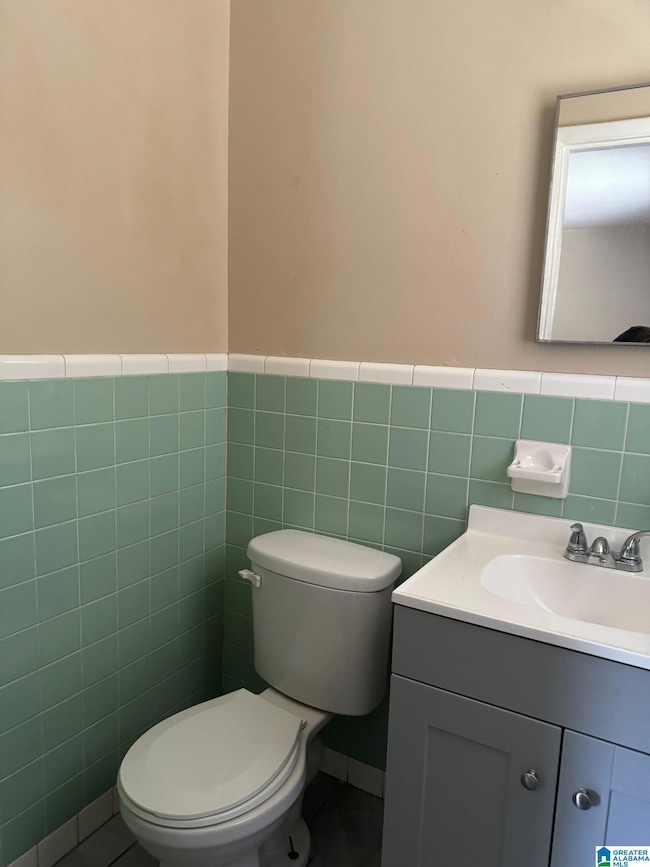 2525 7th St NE, Center Point, AL 35215 - photo 7