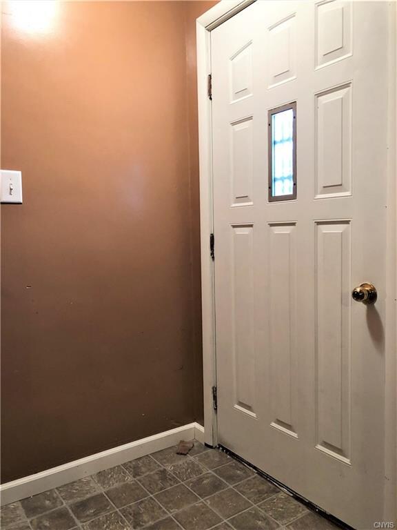 1603 Crouse St, Utica, NY 13501 - photo 2