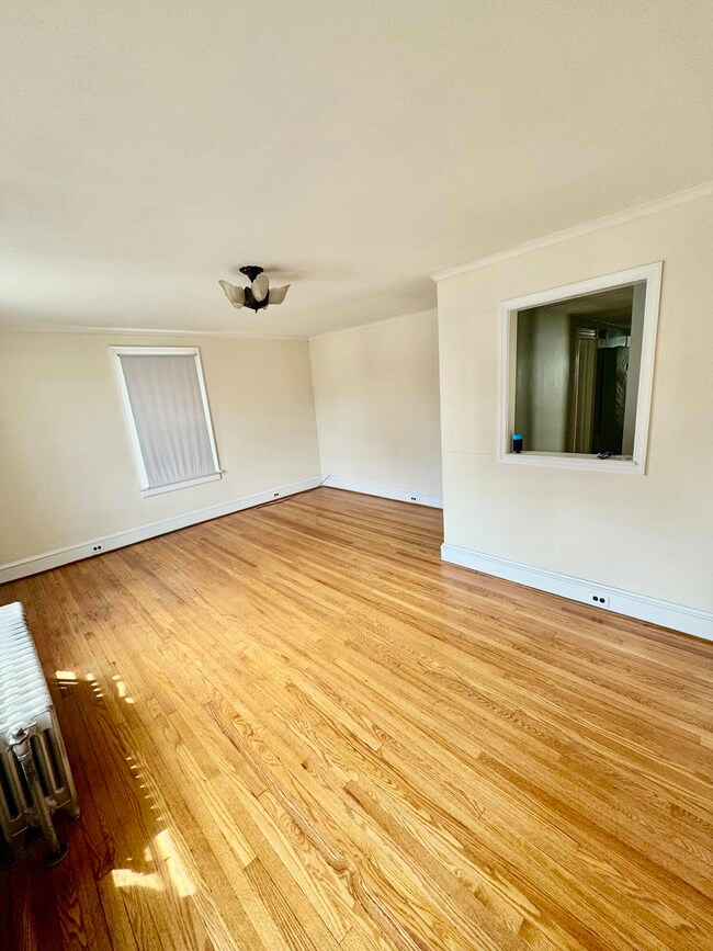 611 N Hyde Park Ave unit 1, Scranton, PA 18504 - photo 4