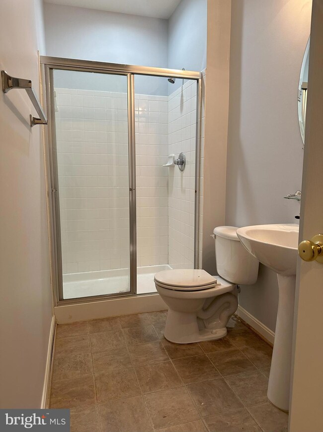 153 Oxbow Dr, Strasburg, VA 22657 - photo 7