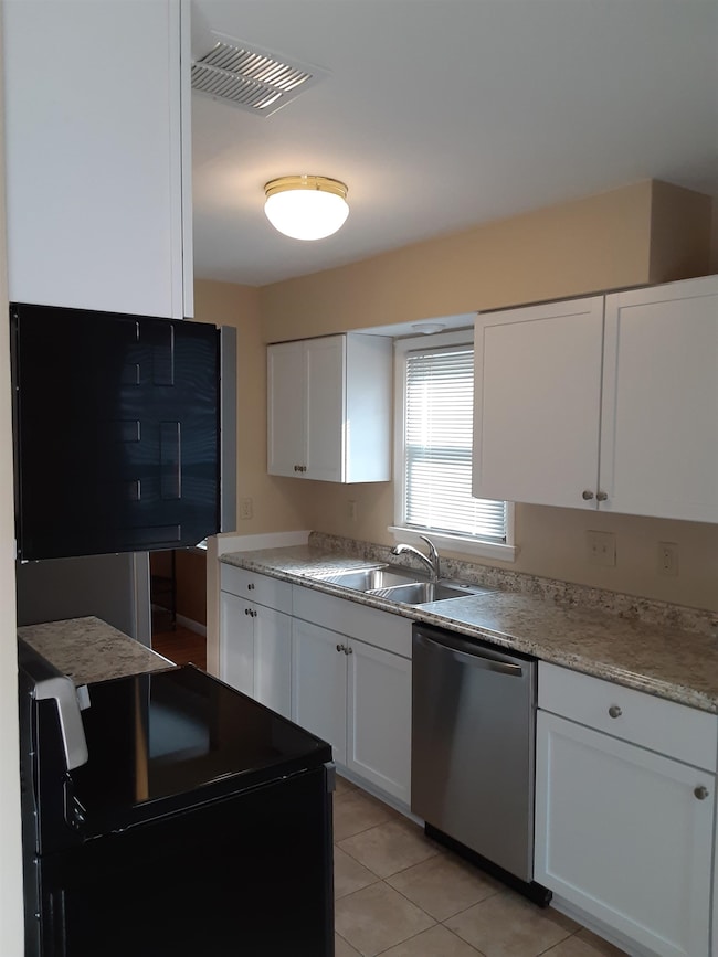 937 W Arrowhead Rd, Duluth, MN 55811 - photo 5